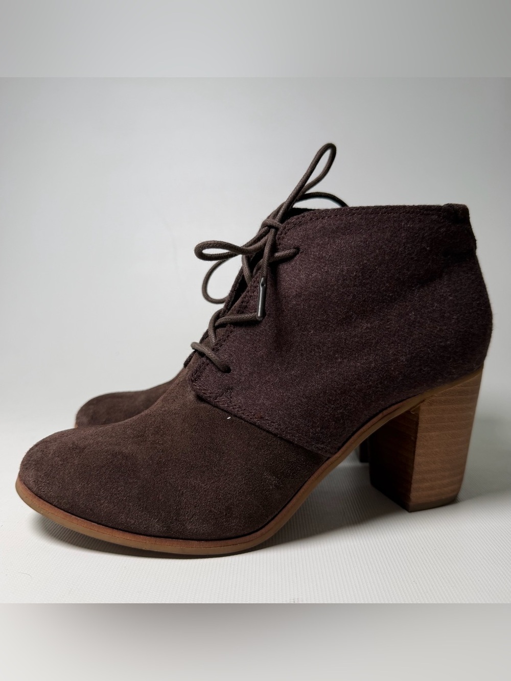 Toms Lunata Lace Up Heeled Bootie - sz 8.5